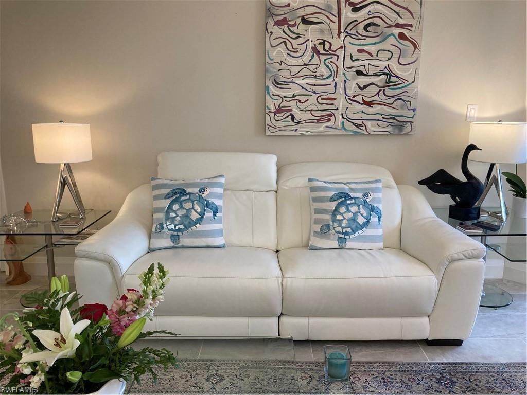 Naples, Florida 34103, United States, 2 Bedrooms Bedrooms, ,2 BathroomsBathrooms,Residential,Active,33597