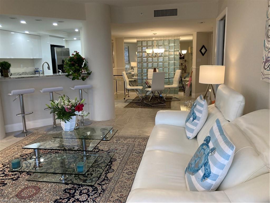 Naples, Florida 34103, United States, 2 Bedrooms Bedrooms, ,2 BathroomsBathrooms,Residential,Active,33597