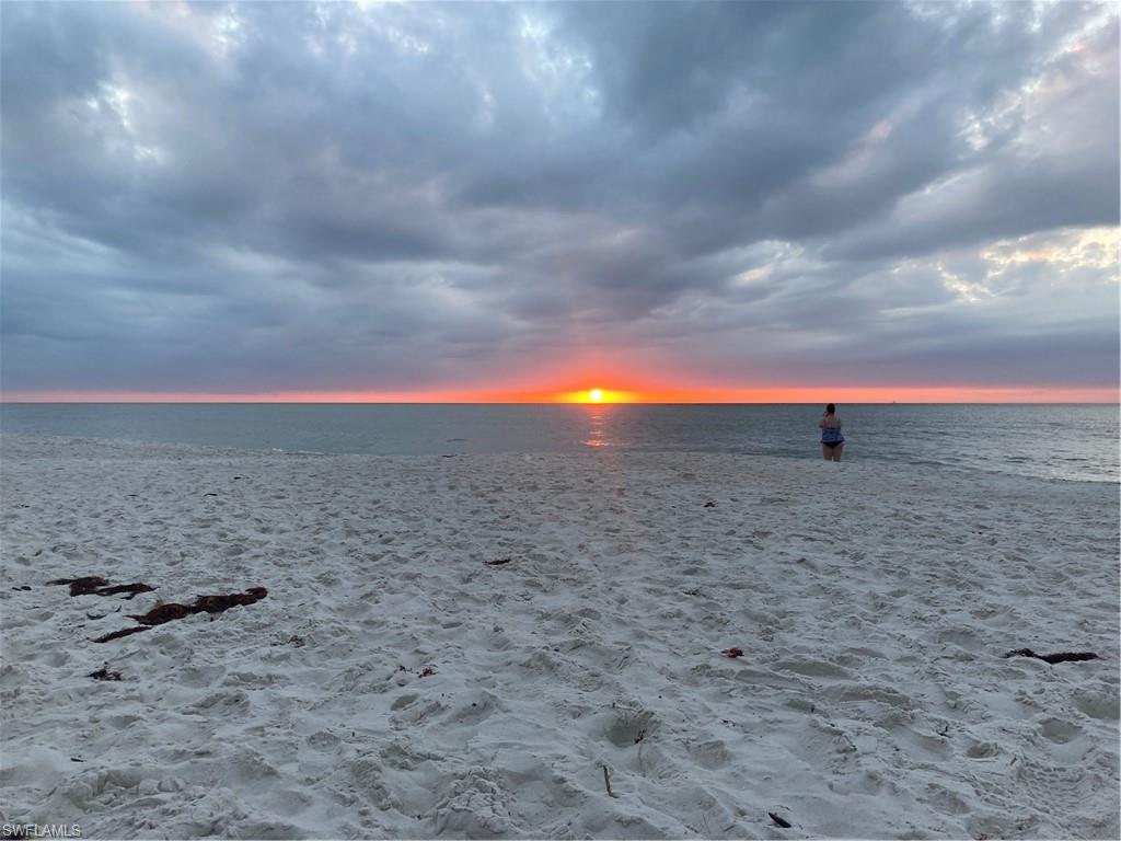 Naples, Florida 34103, United States, 2 Bedrooms Bedrooms, ,2 BathroomsBathrooms,Residential,Active,33597