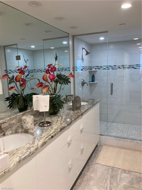 Naples, Florida 34103, United States, 2 Bedrooms Bedrooms, ,2 BathroomsBathrooms,Residential,Active,33597