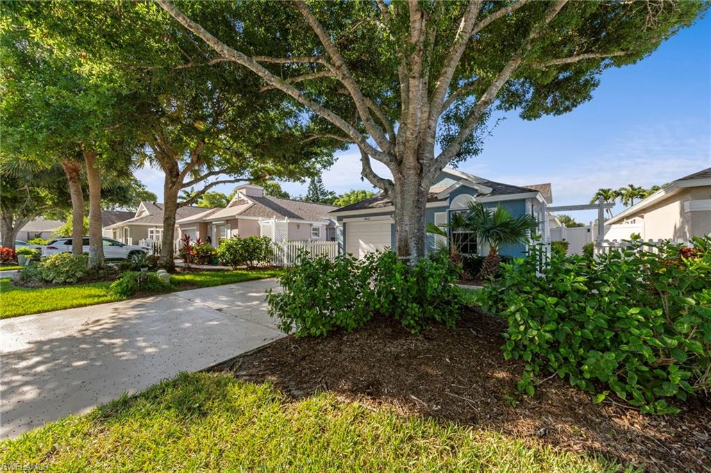 14932 Sterling Oaks DR