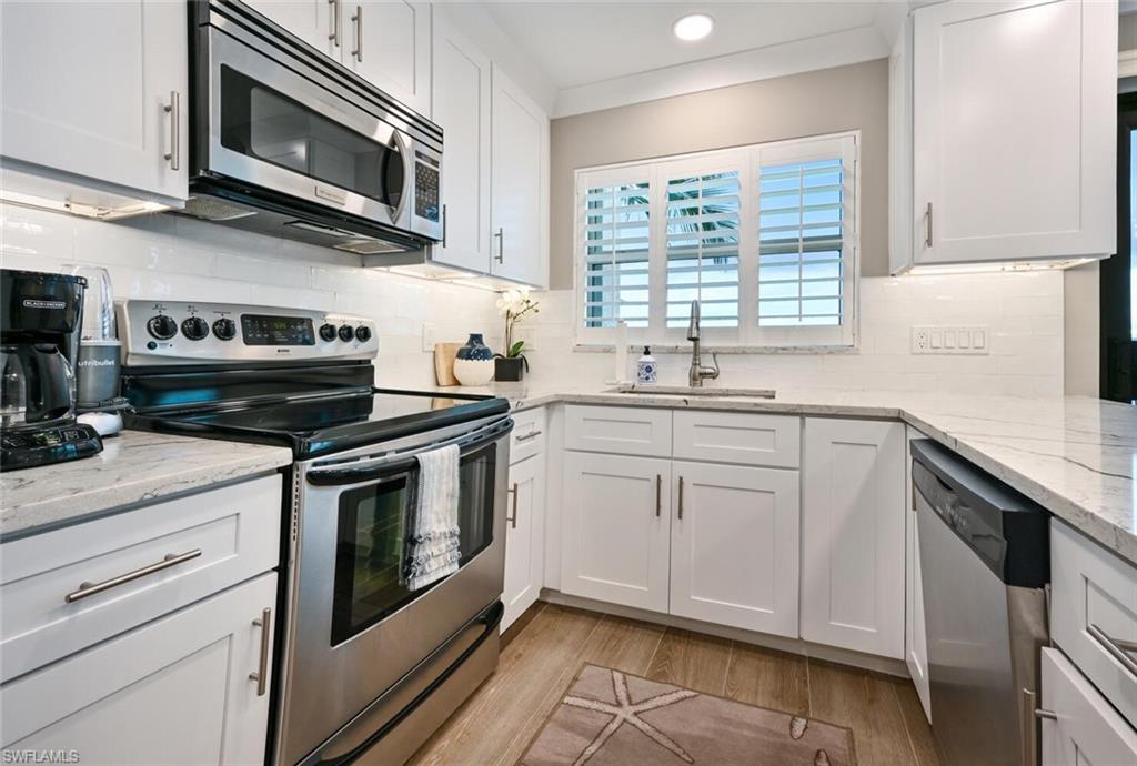 Naples, Florida 34103, United States, 3 Bedrooms Bedrooms, ,2 BathroomsBathrooms,Residential,Active,141127