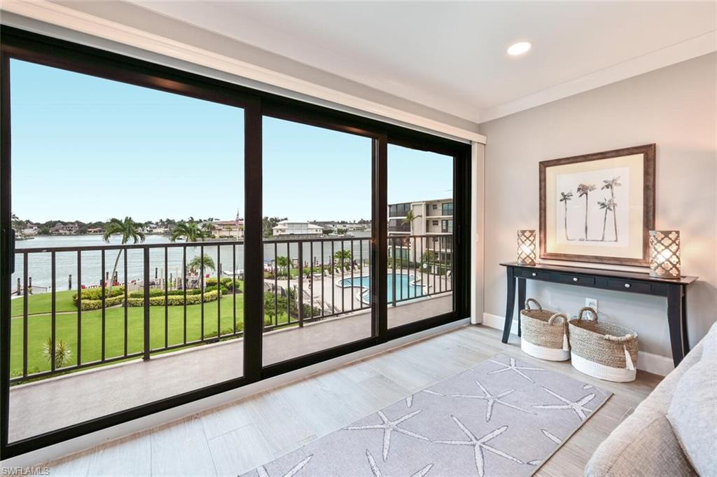 Naples, Florida 34103, United States, 3 Bedrooms Bedrooms, ,2 BathroomsBathrooms,Residential,Active,141127