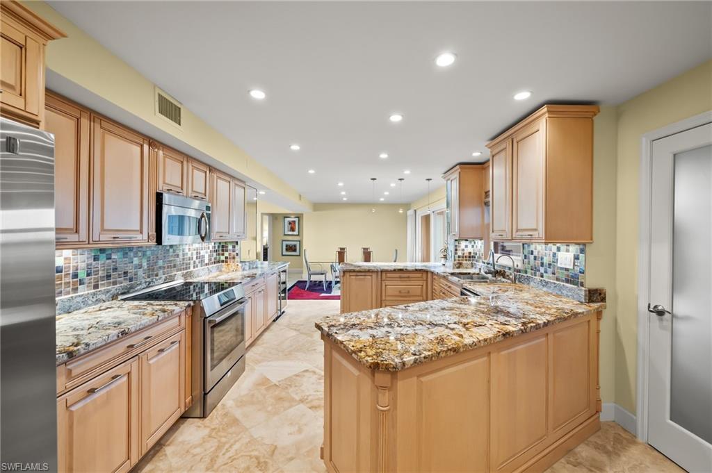 2901 Gulf Shore BLVD N 403-S