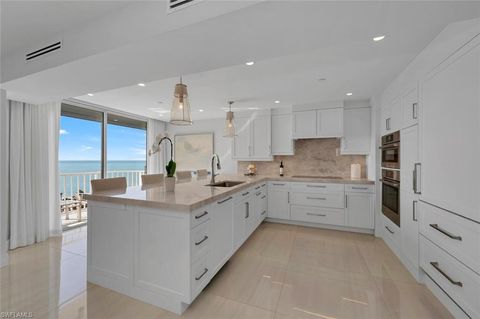 8111 Bay Colony DR 701 NAPLES FL 34108