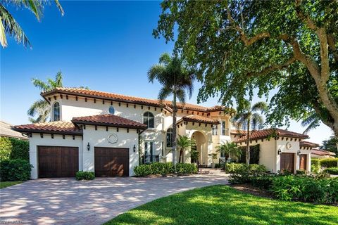 3140 Leeward LN NAPLES FL 34103
