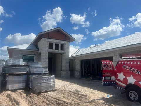 6708 Newport RD NAPLES FL 34109