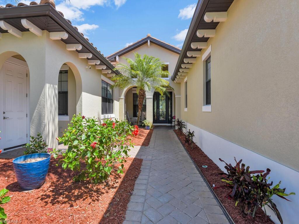 10117 Avalon Lake CIR
