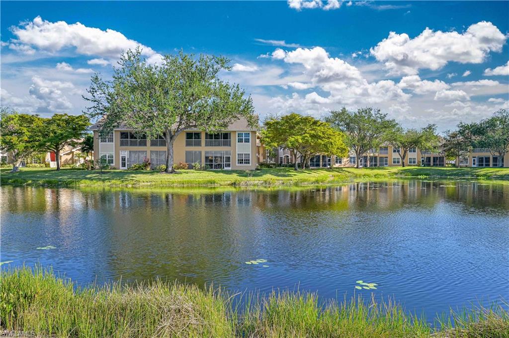 Fort Myers, Florida 33919, United States, 2 Bedrooms Bedrooms, ,2 BathroomsBathrooms,Residential,Contingent,169027