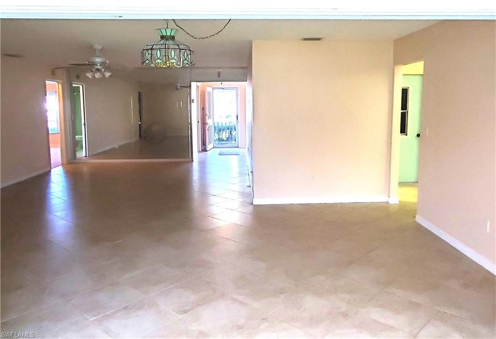 1226 S Brandywine CIR