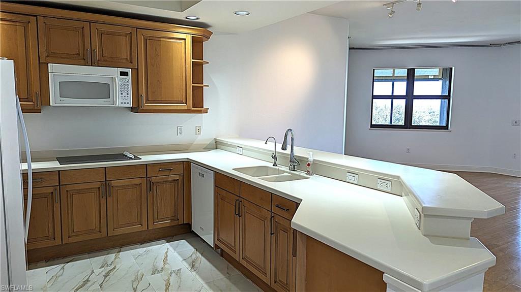 14380 Riva Del Lago DR 803