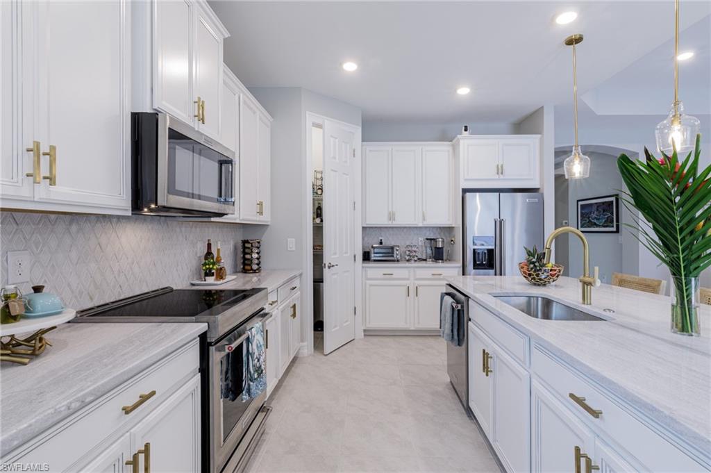 Naples, Florida 34114, United States, 4 Bedrooms Bedrooms, ,4 BathroomsBathrooms,Residential,Active,164769