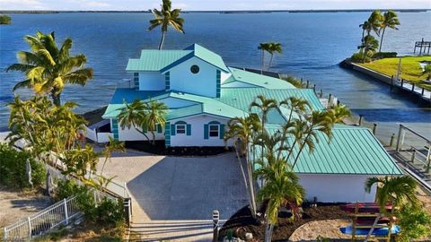 266 Curlew ST FORT MYERS BEACH FL 33931