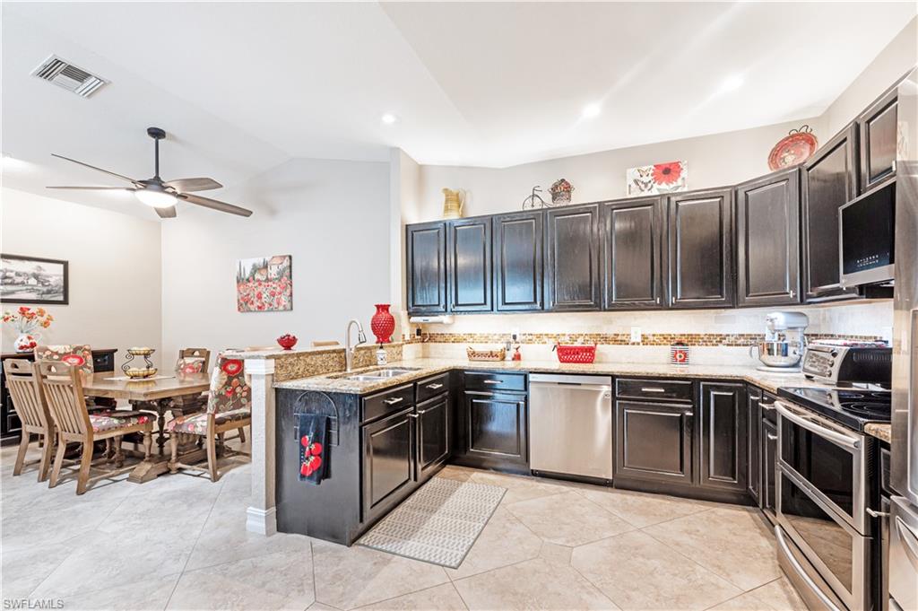 Naples, Florida 34116, United States, 3 Bedrooms Bedrooms, ,2 BathroomsBathrooms,Residential,Active,197911