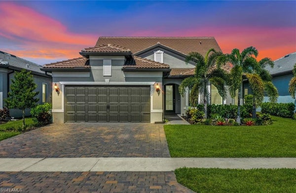 19252 AQUA SHORE DR, FORT MYERS, FL 33913 - Image f8ab6c19efcfa7dcc8895898c3447c59/383687690
