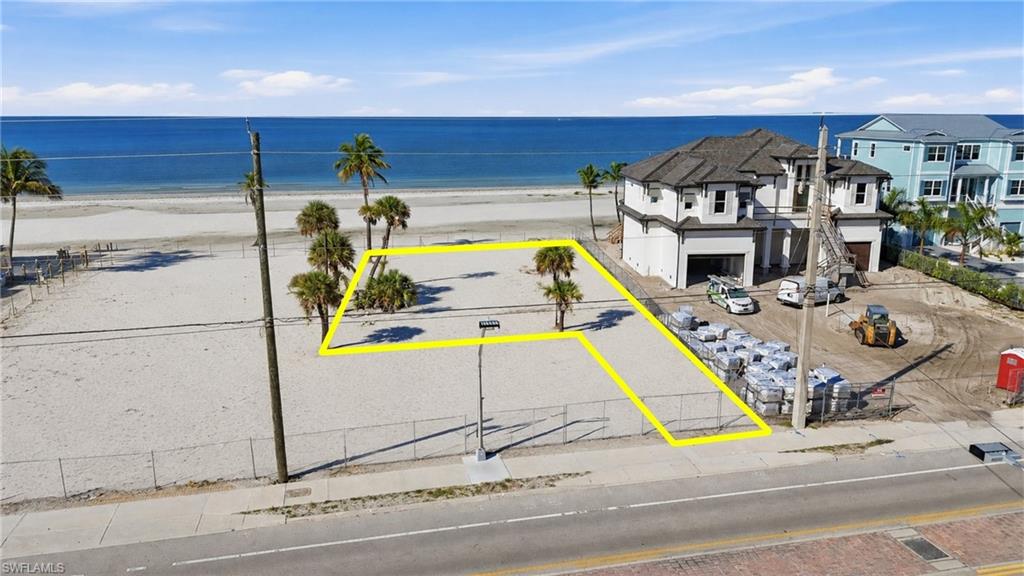 4330 Estero BLVD