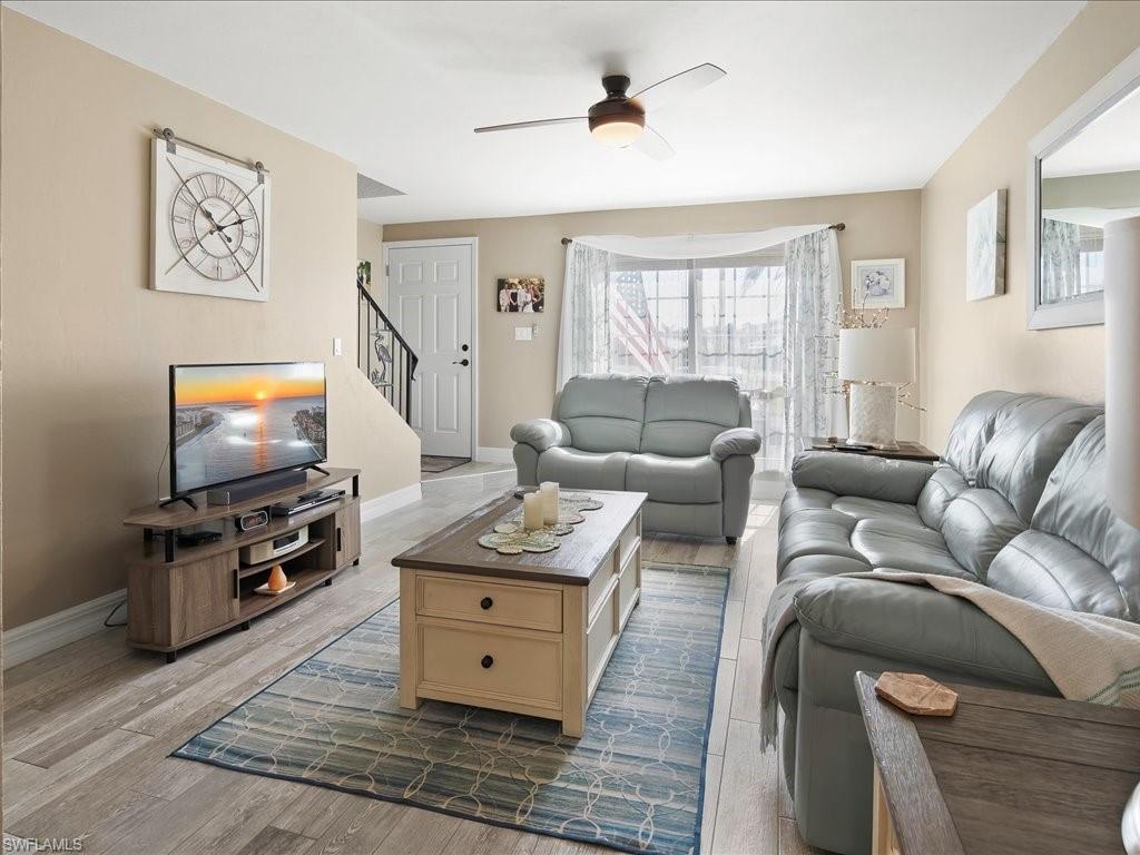 112 Marco Villas DR U2