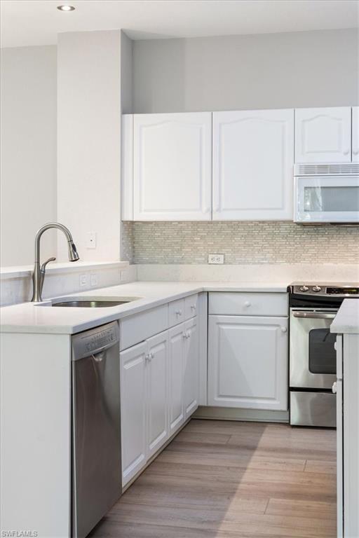 Naples, Florida 34119, United States, 3 Bedrooms Bedrooms, ,2 BathroomsBathrooms,Residential,Active,164559