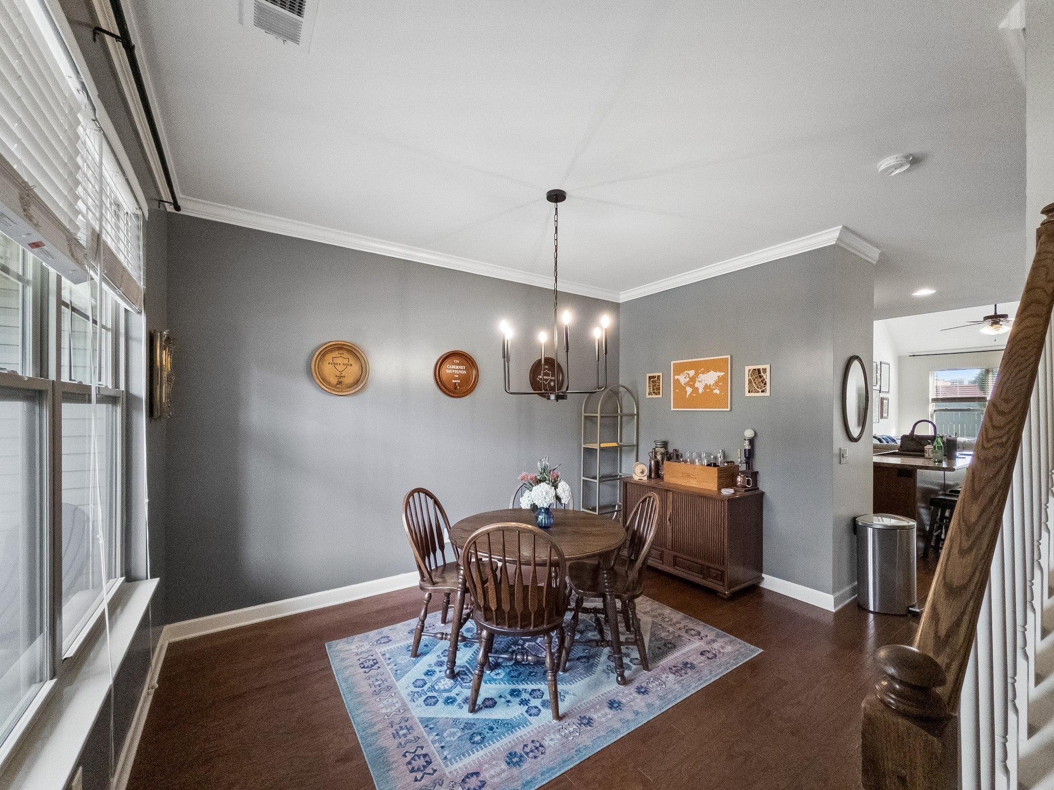 584 Griffin Cir