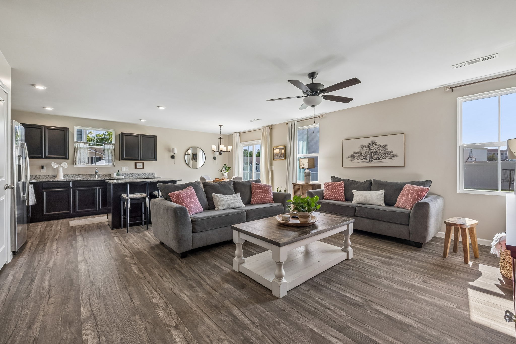 3056 Dartmoor Pl