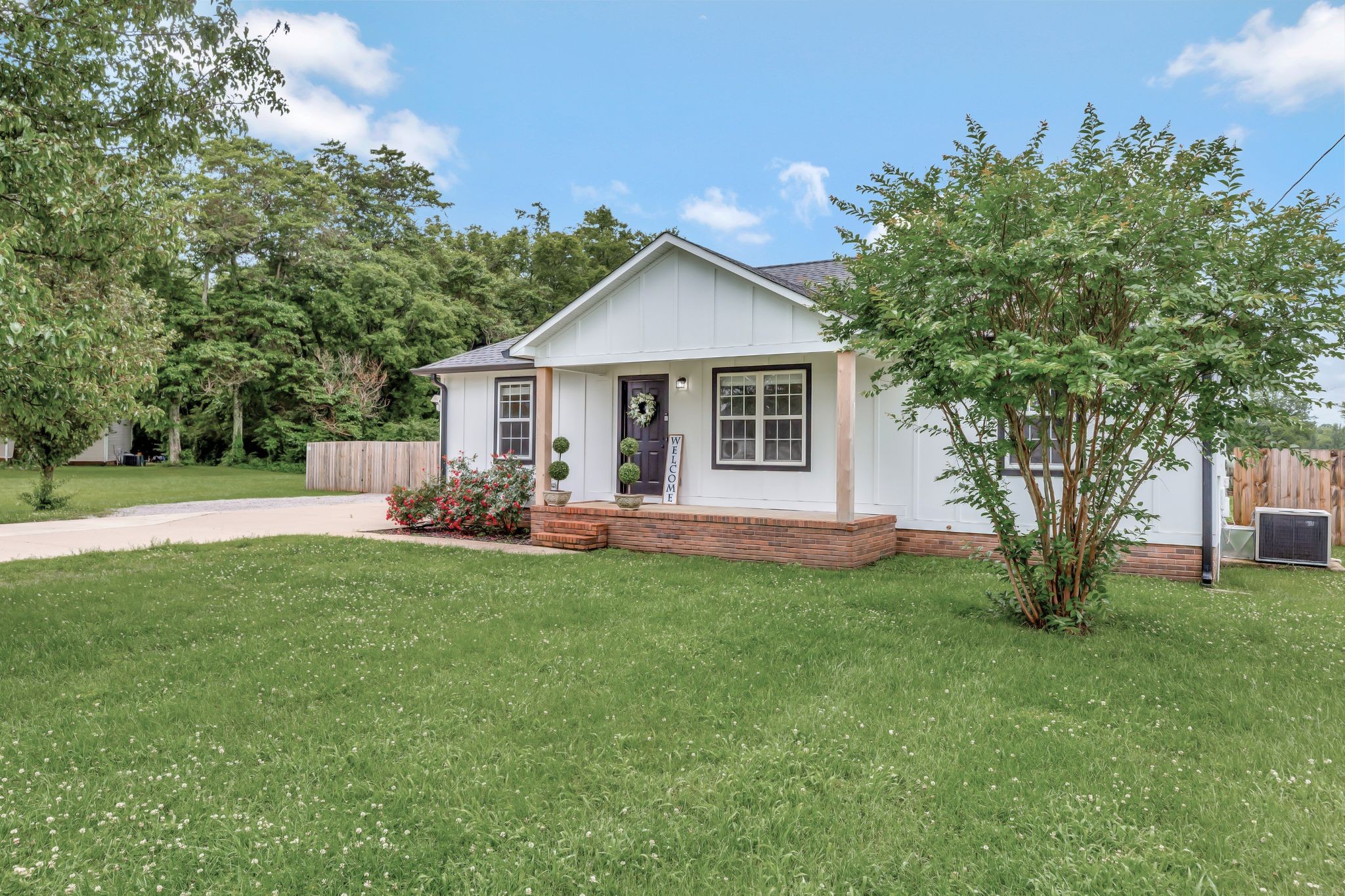2312 Forrest Fields Dr