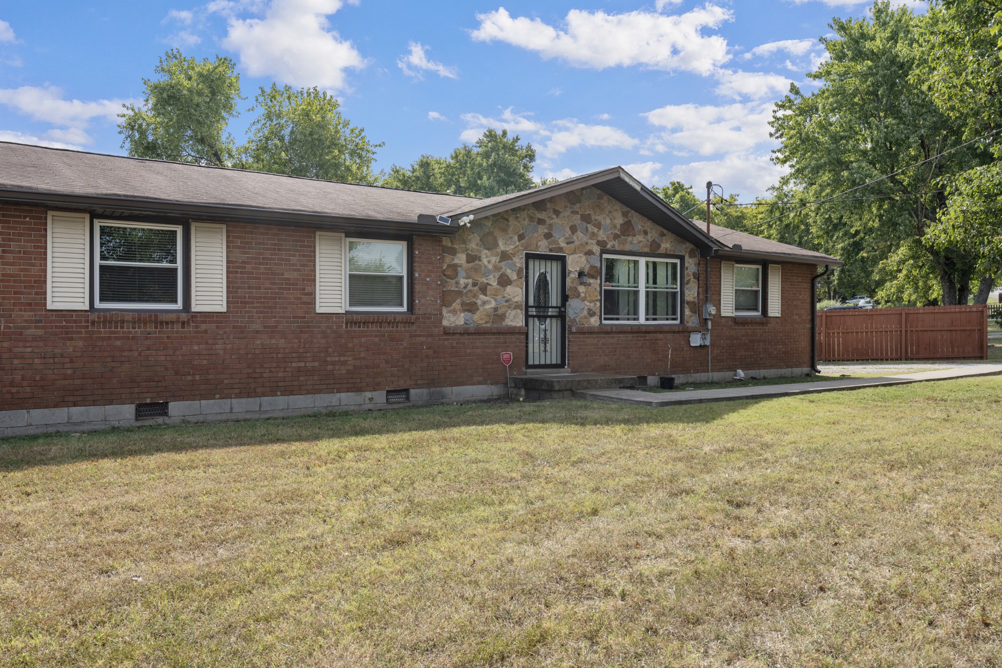 3836 Buena Vista Pike