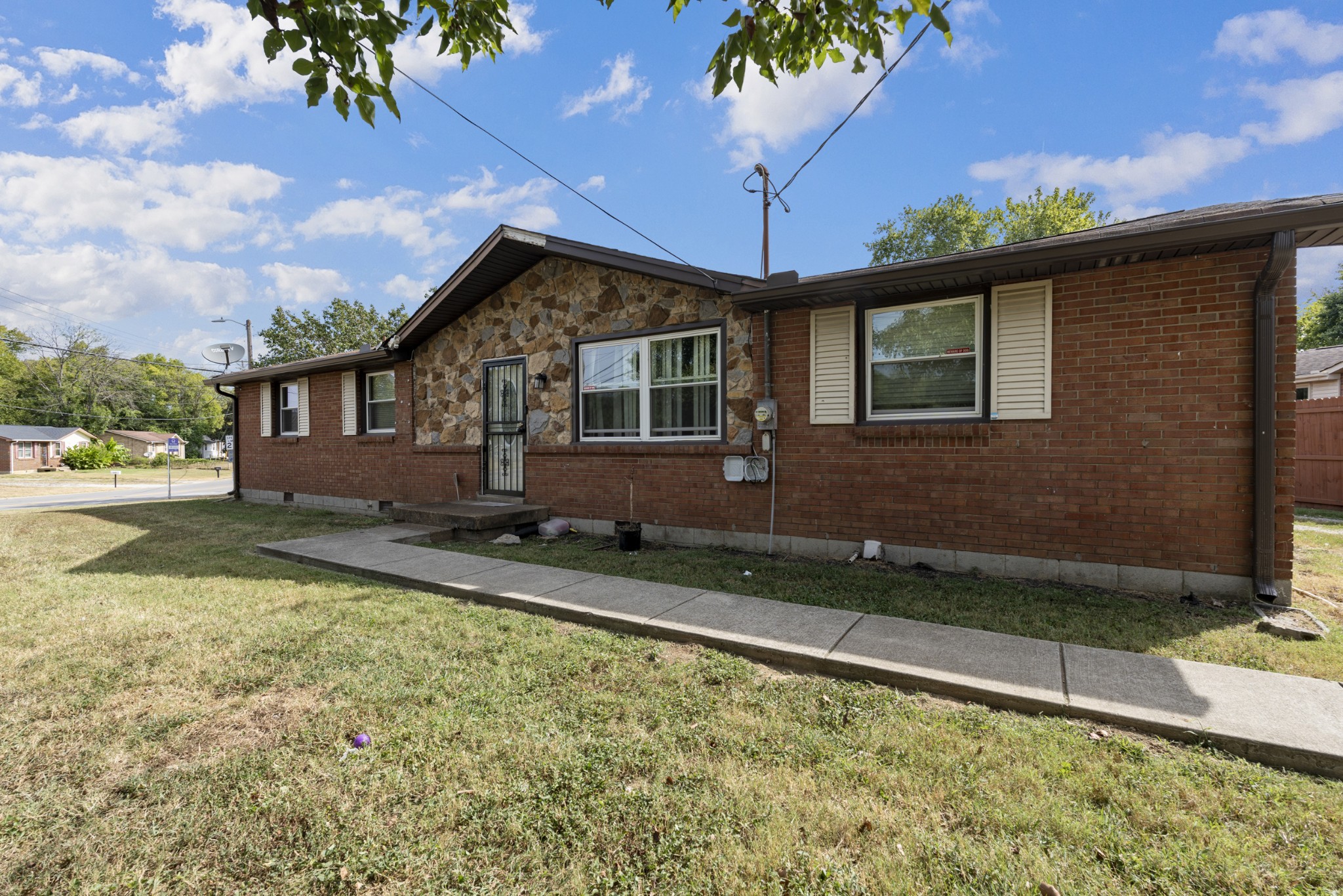 3836 Buena Vista Pike