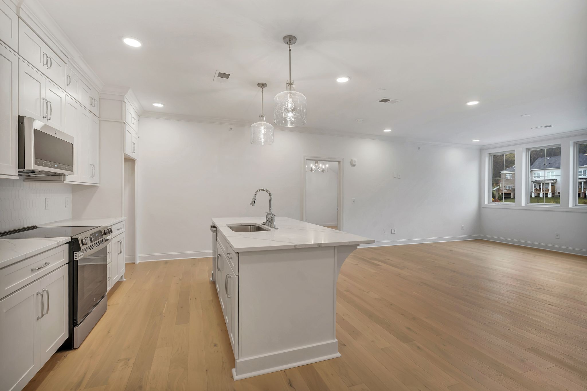 2002 Gildridge Dr 303