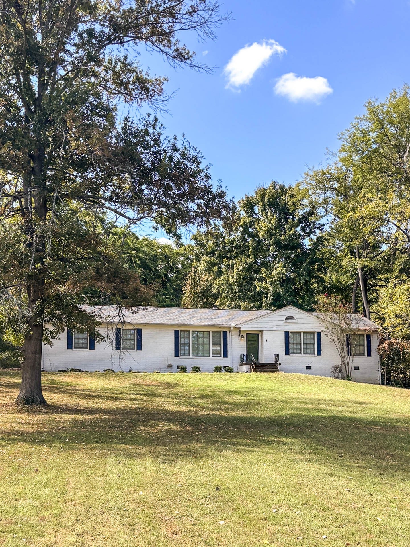 3.0-bed rental at 198 Barker Rd