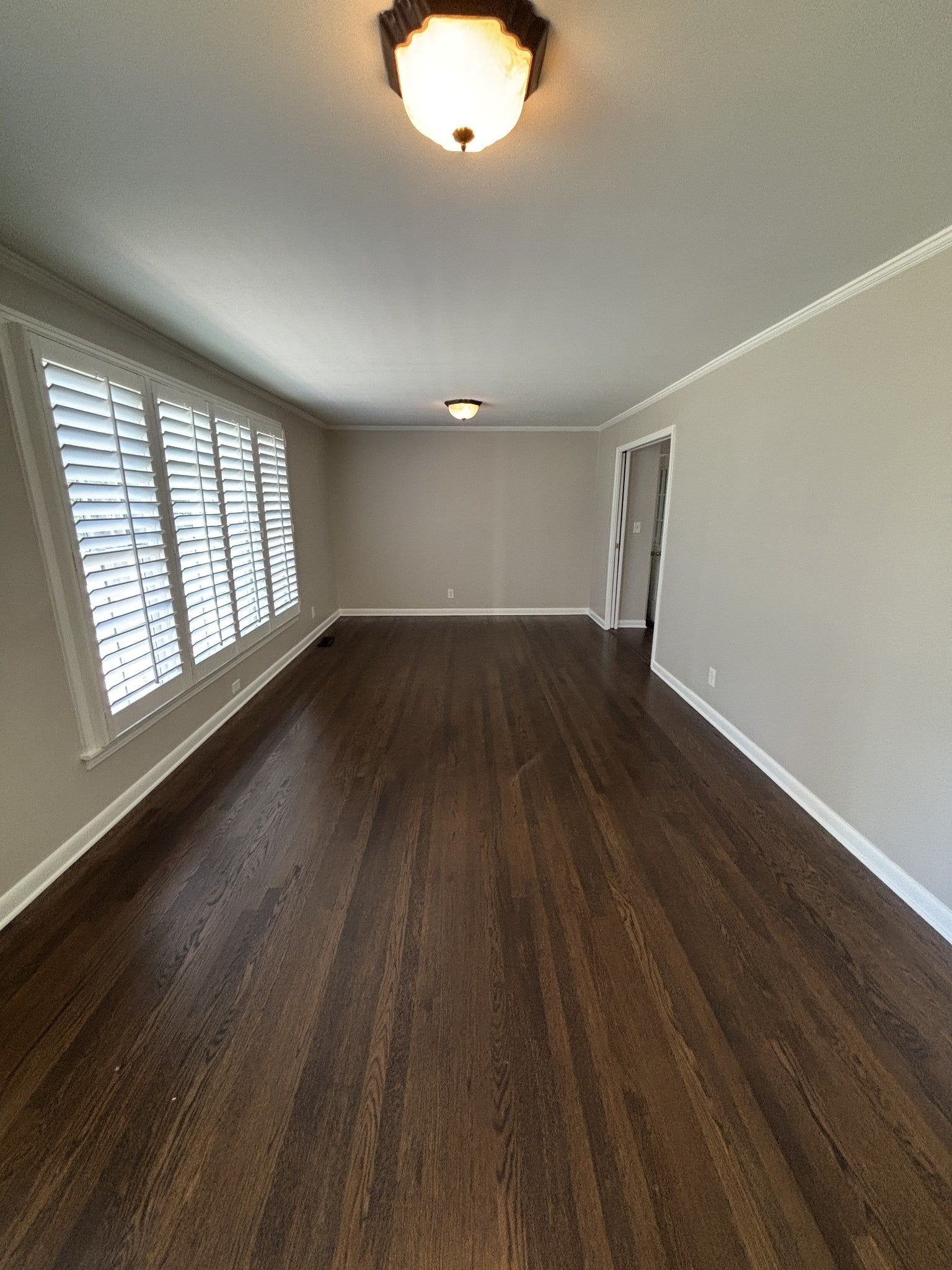 198 Barker Rd, Nashville TN 37214 3-bed home, photo 4 of 15