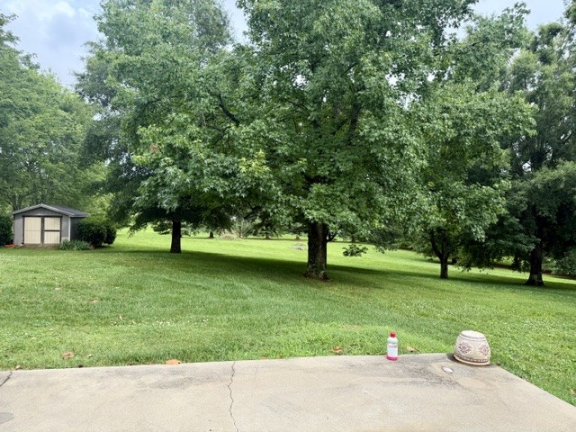 1389 Hunter Rd, Franklin TN 37064 3-bed home, photo 5 of 6