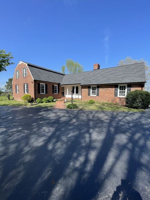 912 Long Creek Rd, Lafayette, TN 37083 - MLS#: 2817696