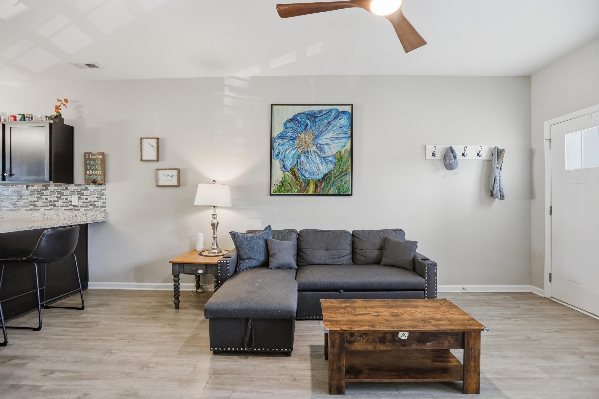 4104 George Buchanan Dr