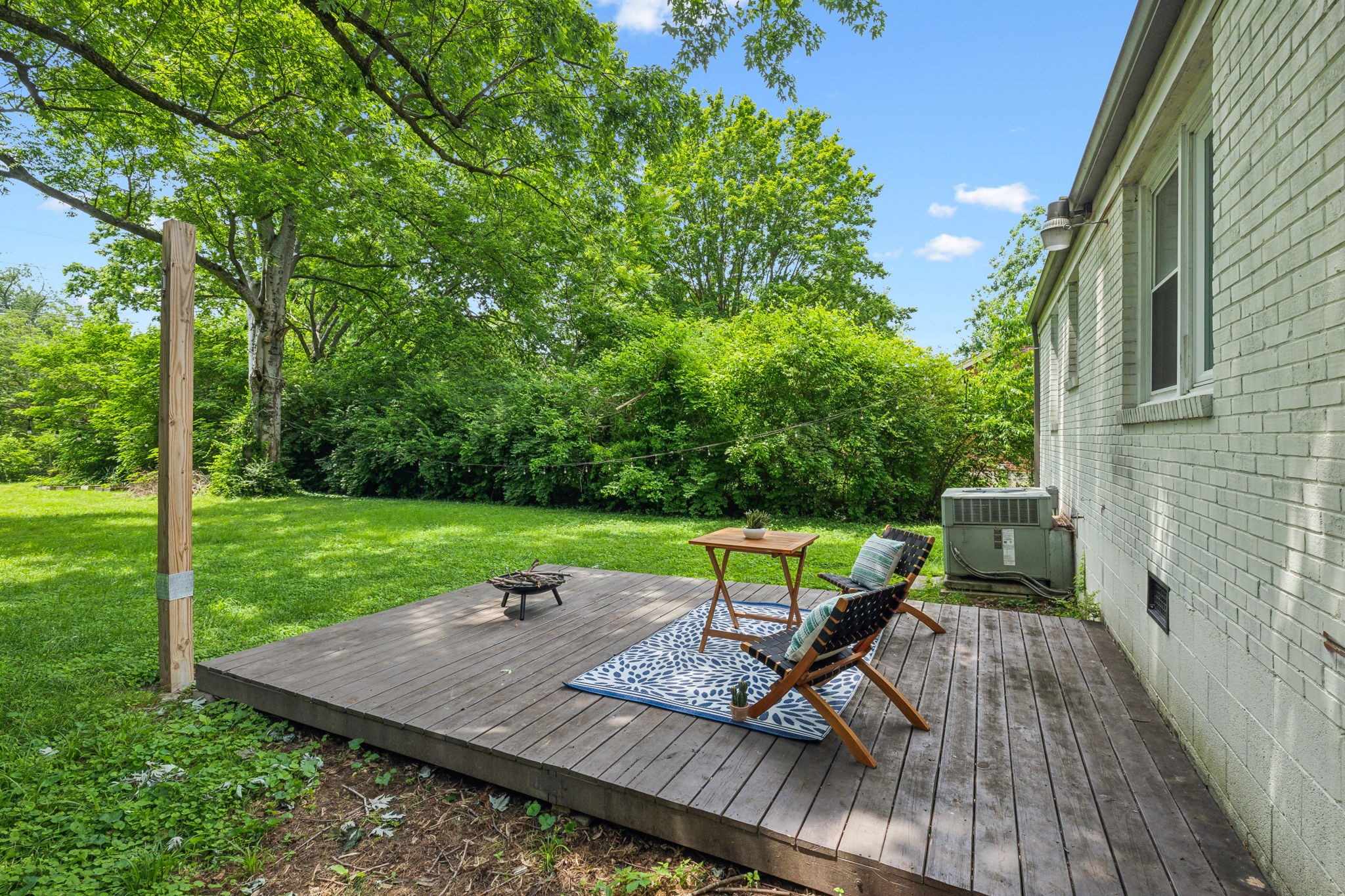 Nashville, Tennessee 37210, United States, 3 Bedrooms Bedrooms, ,1 BathroomBathrooms,Residential,Active,133443