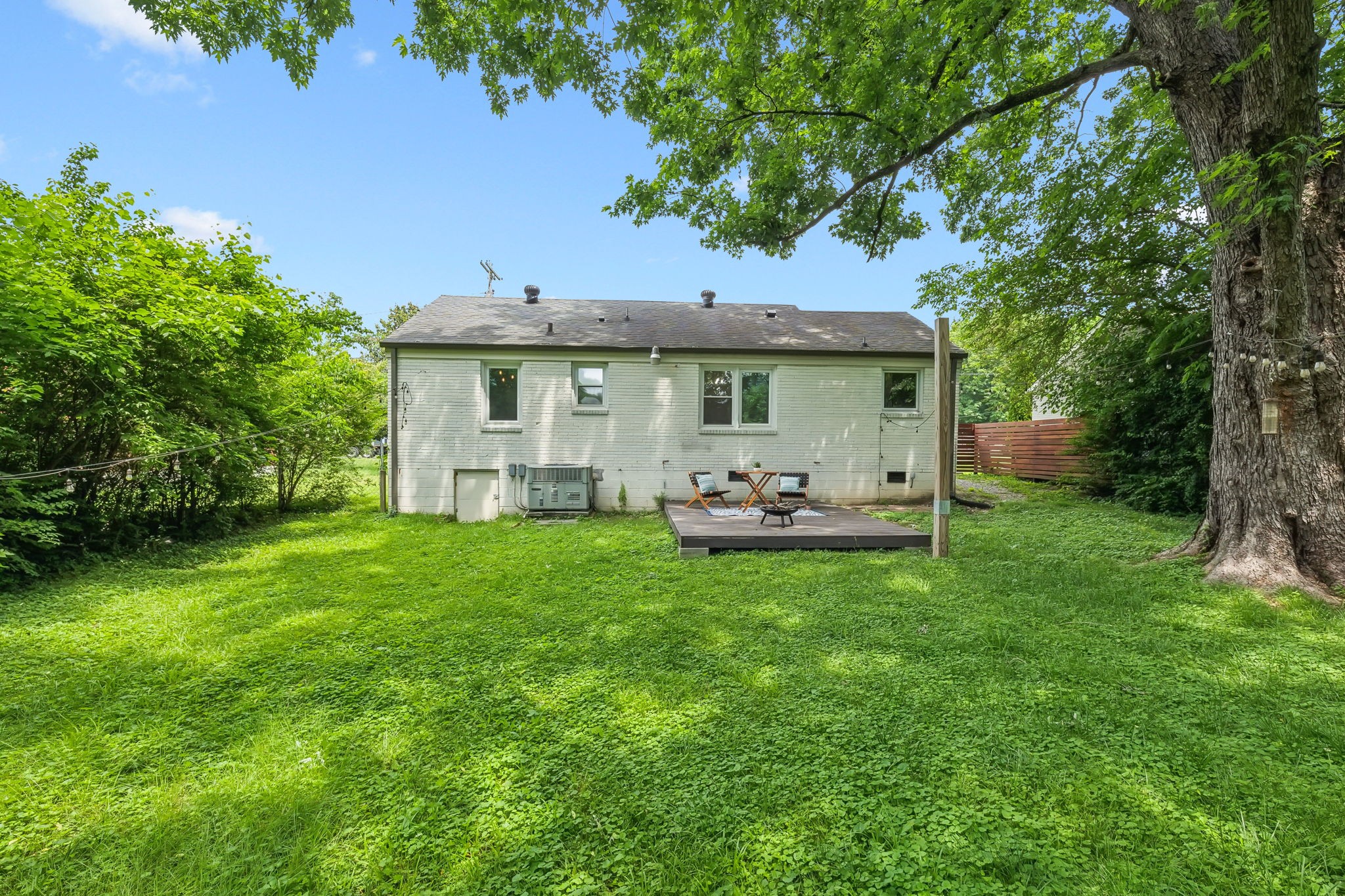 Nashville, Tennessee 37210, United States, 3 Bedrooms Bedrooms, ,1 BathroomBathrooms,Residential,Active,133443