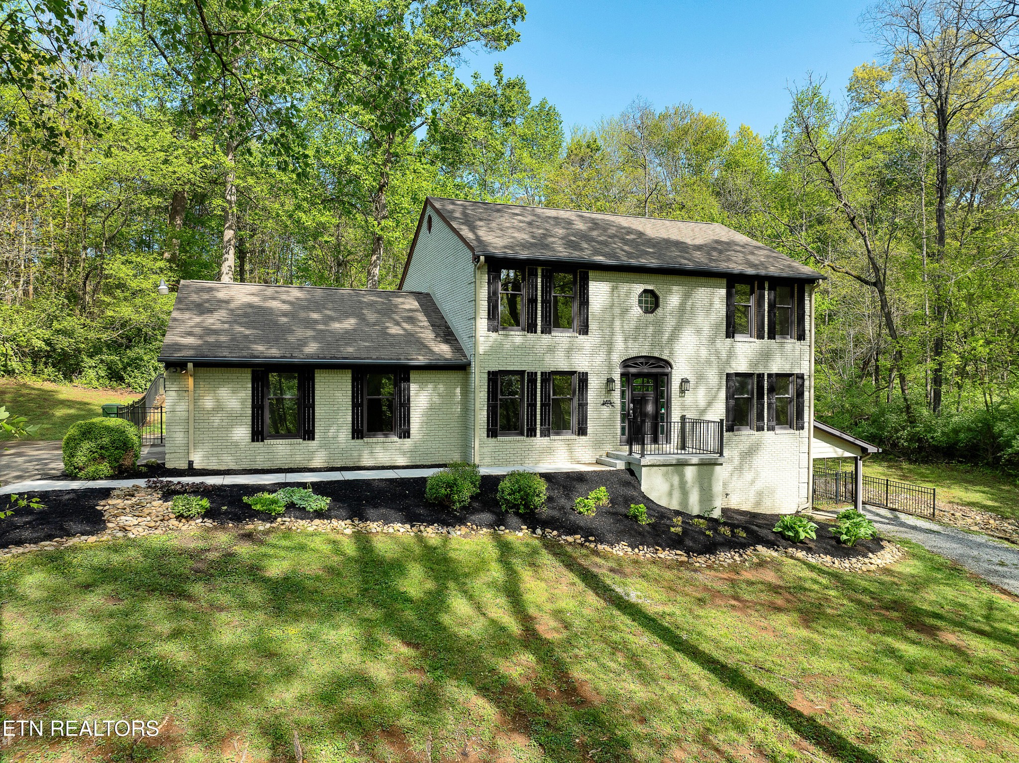 2109 Southwood Drive