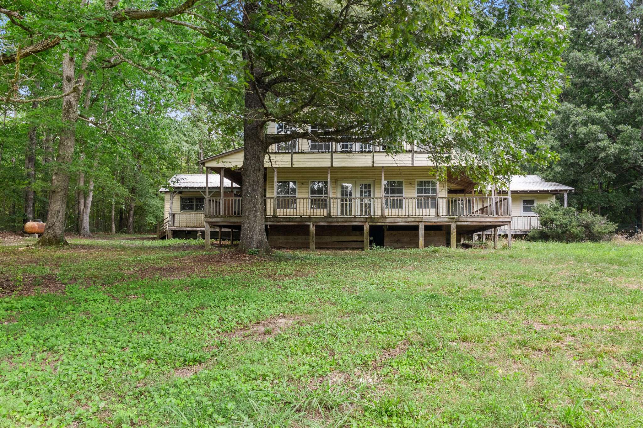 2115 Archie Rhinehart Parkway