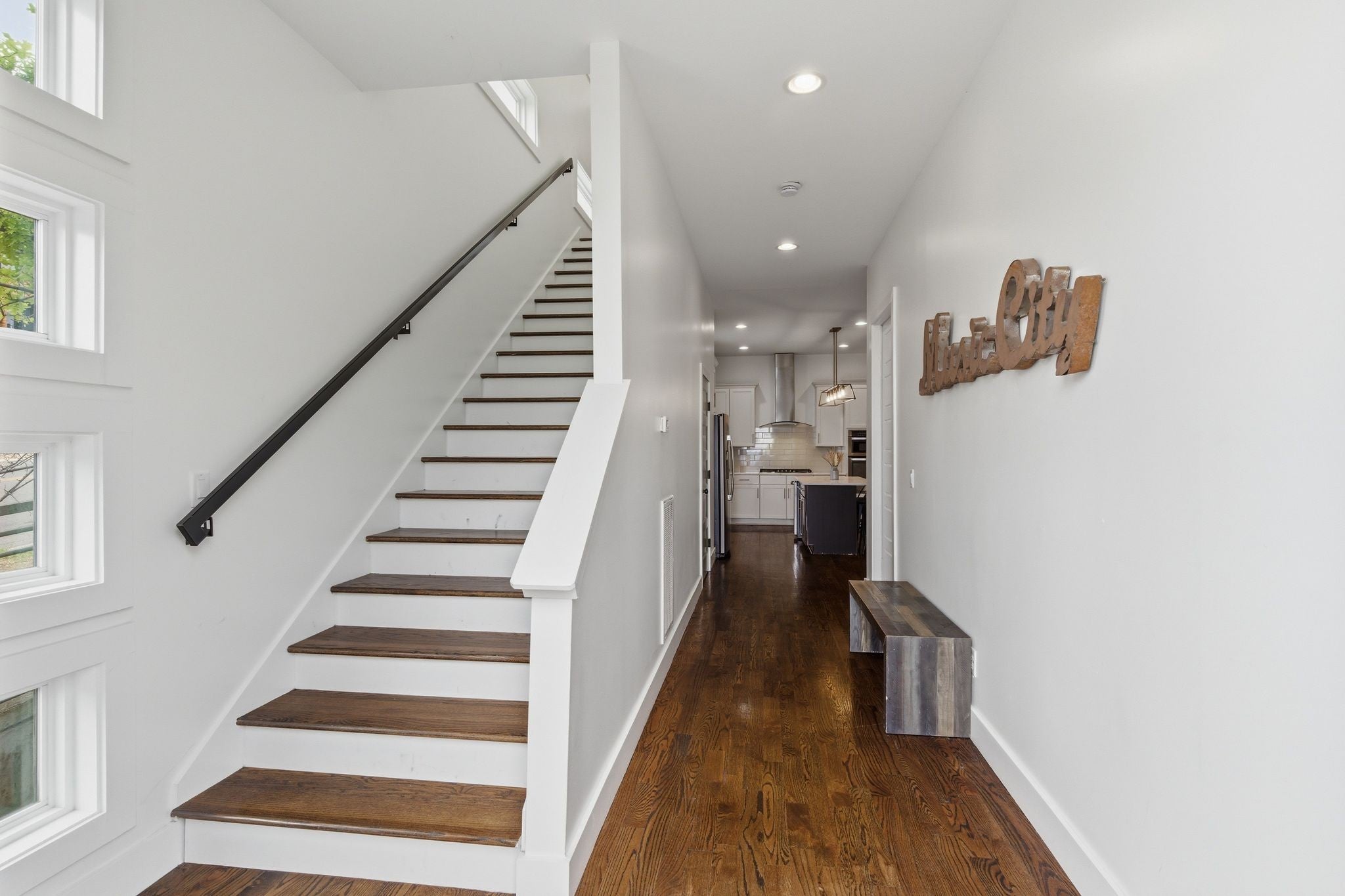 multi-family property for sale in Nashville, TN 37207, 1085 Whites Creek Pike 1085 Whites Creek Pike, Nashville TN 37207 multi-family property, photo 2 of 30