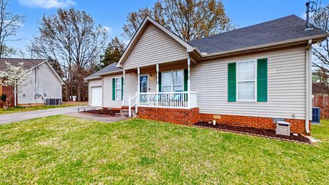 2553 Hillingdon Dr Murfreesboro TN 37127