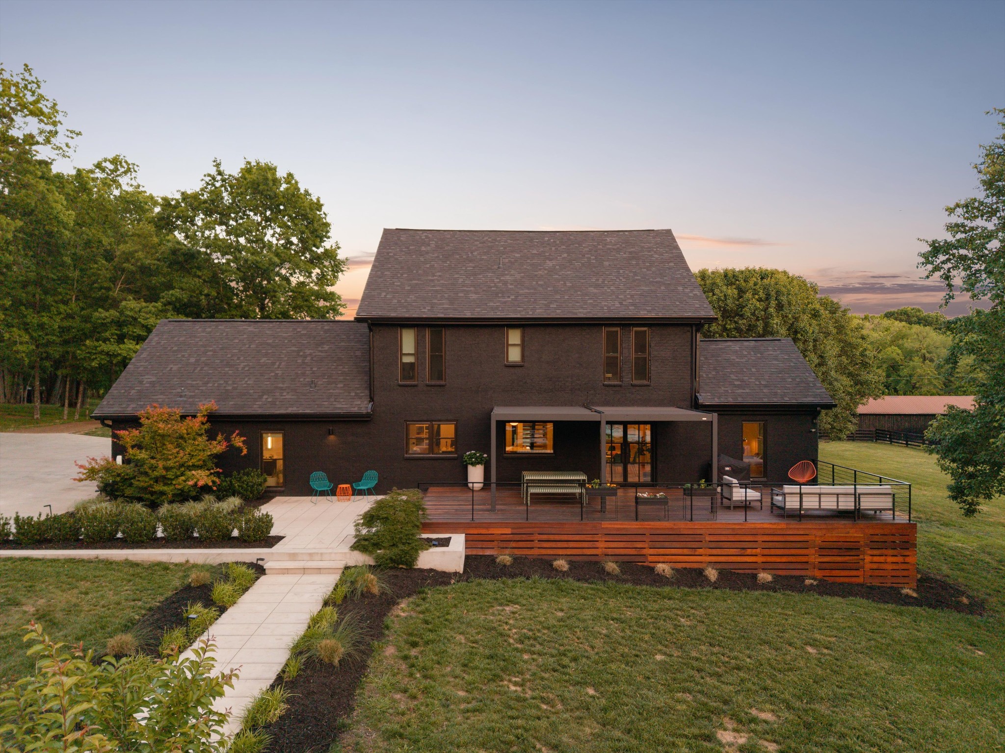 2031 Maple Ln