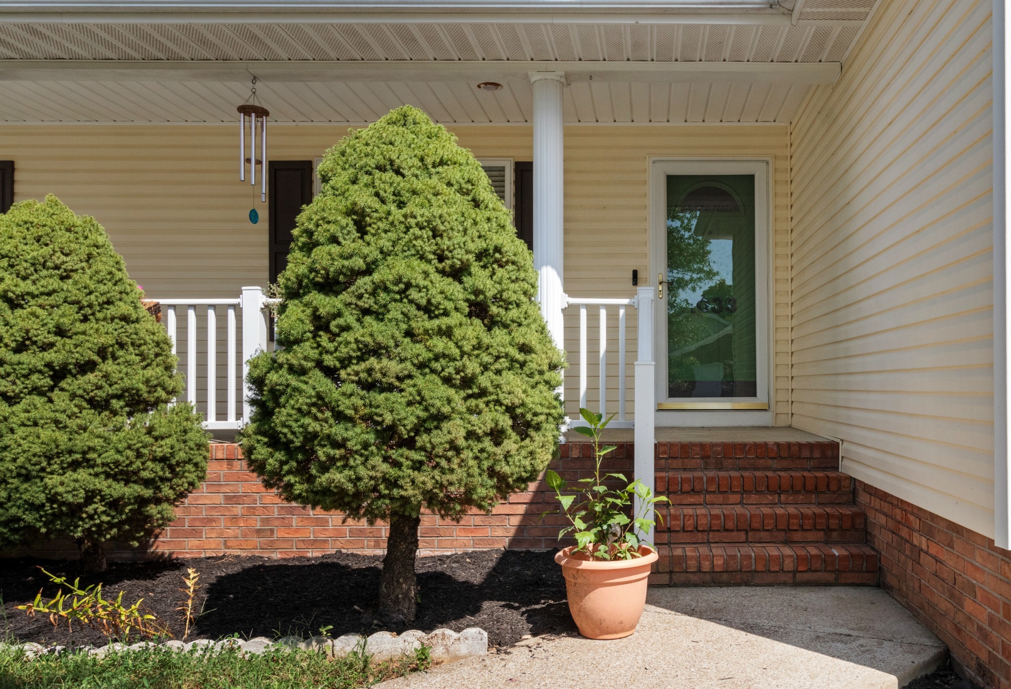 1033 Sivley Rd
