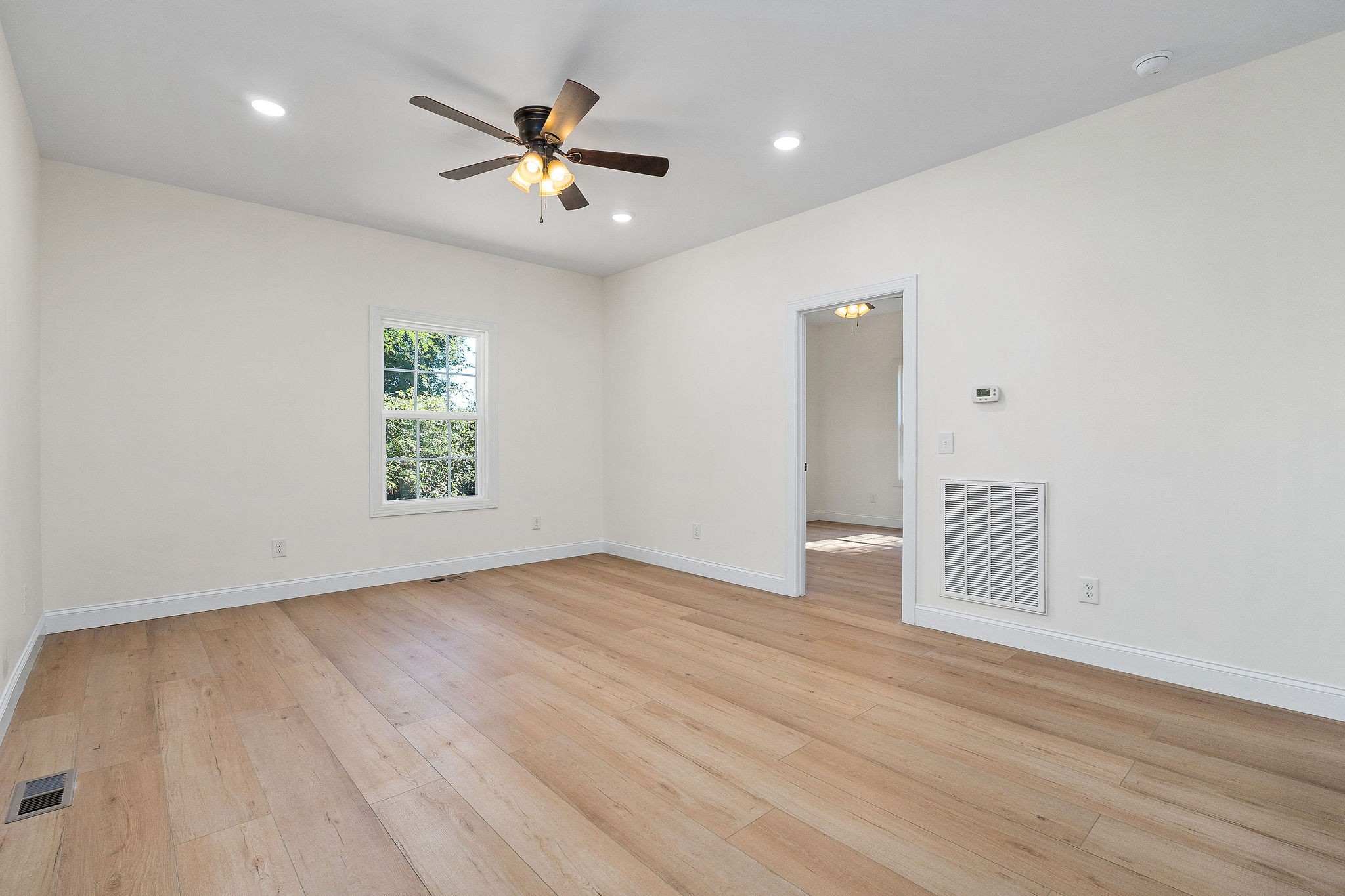481 Ballard Ln
