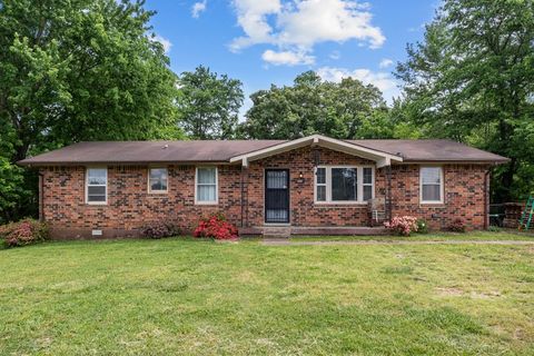 532 Gale Dr, Clarksville, TN 37040 - MLS#: 2824048