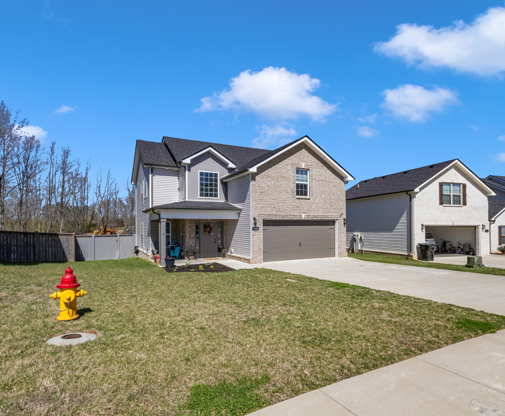 Clarksville, Tennessee 37043, United States, 3 Bedrooms Bedrooms, ,3 BathroomsBathrooms,Residential,Active,96429