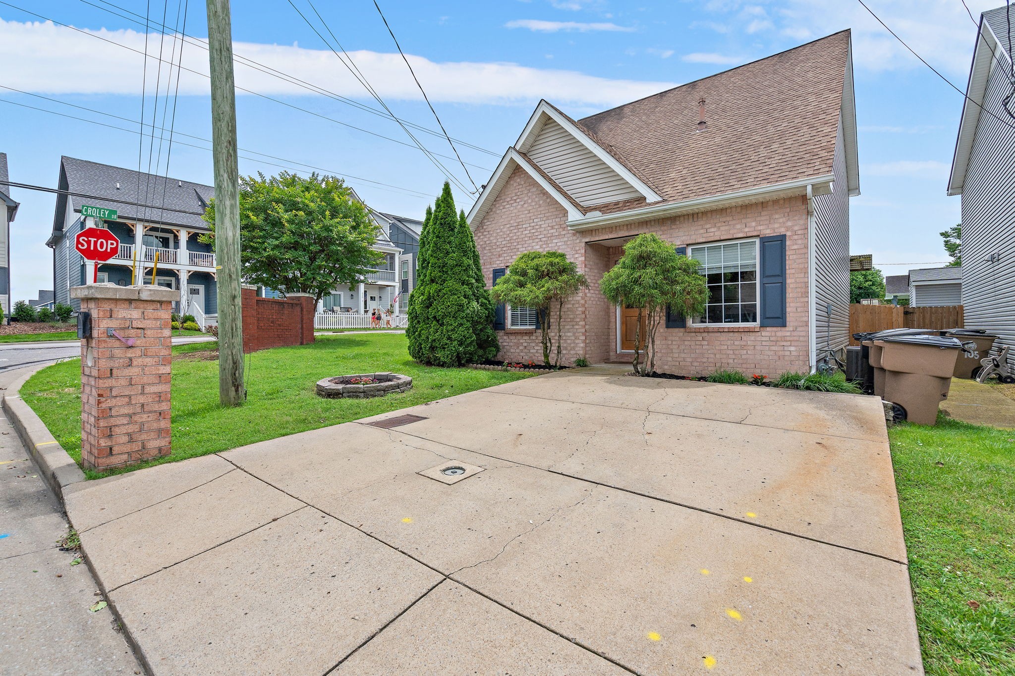 701 William Howard Pl