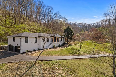 6611 Ellesmere Rd Nashville TN 37205