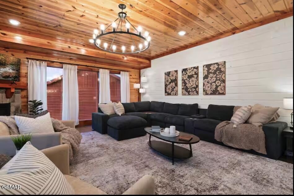 3328 Smoky Ridge Way