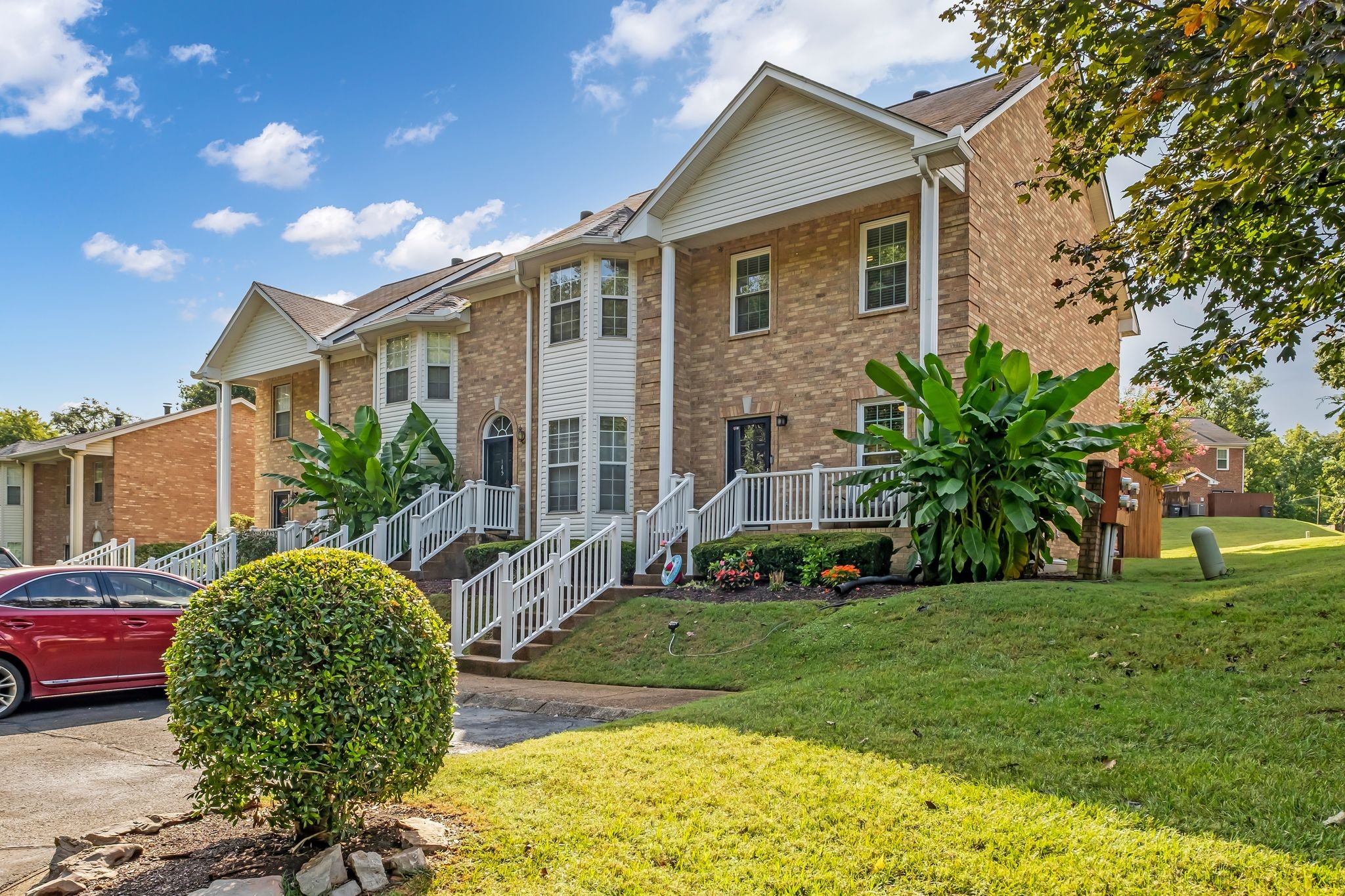 147 Lakebrink Dr