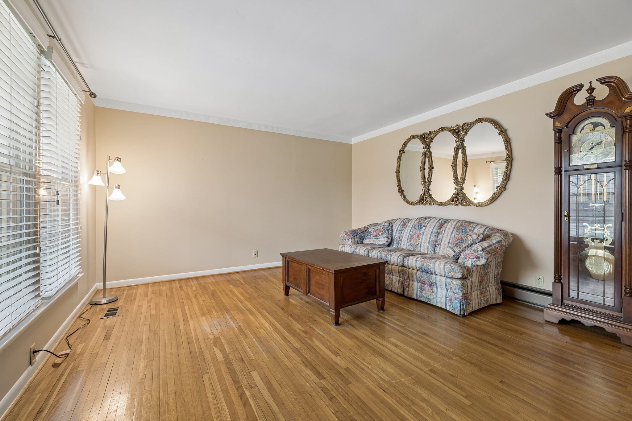 8040 Sawyer Brown Rd