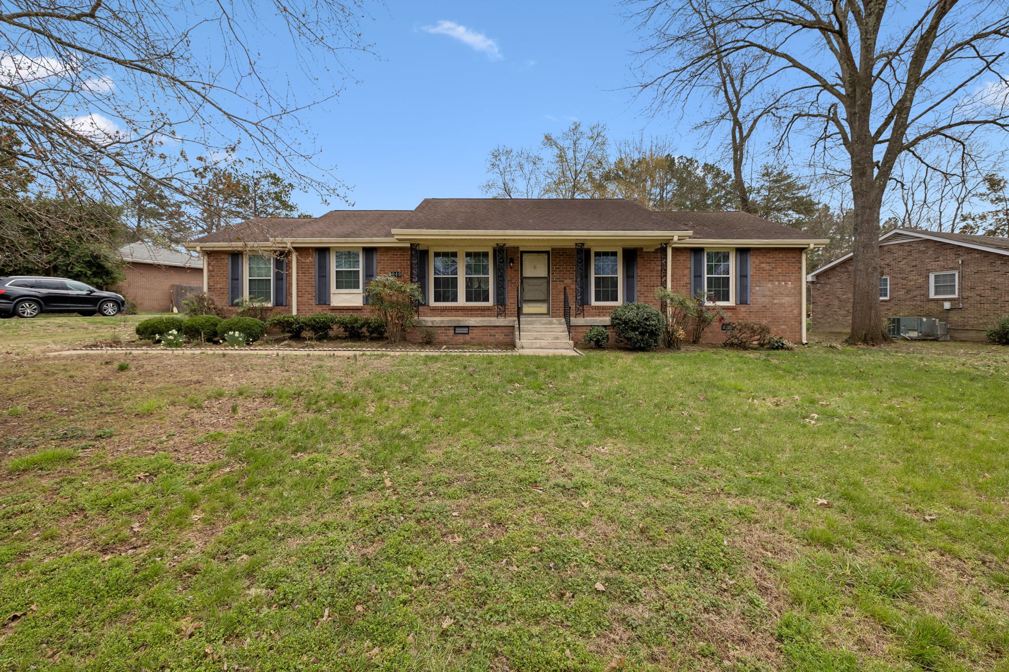 8040 Sawyer Brown Rd